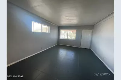 1155 N Santa Rosa Avenue, Tucson, AZ 85712 - Photo 3