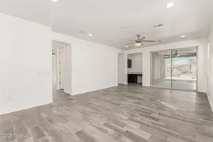 6485 E Via Jardin Verde, Tucson, AZ 85756 - Photo 7
