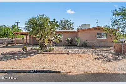 806 N Arcadia Avenue, Tucson, AZ 85711 - Photo 1