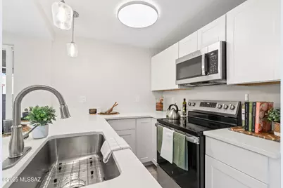 806 N Arcadia Avenue, Tucson, AZ 85711 - Photo 13