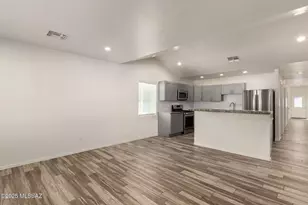 1304 E 13th St, Tucson, AZ 85719 - Photo 23