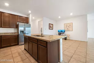 6265 S Desert Peak Dr, Tucson, AZ 85706 - Photo 7