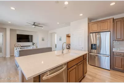 1820 N Banneker Lane, Green Valley, AZ 85614 - Photo 13