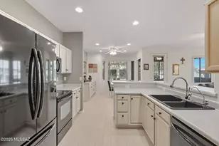 472 W Knotwood St, Green Valley, AZ 85614 - Photo 21