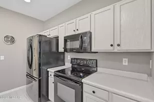 472 W Knotwood St, Green Valley, AZ 85614 - Photo 17