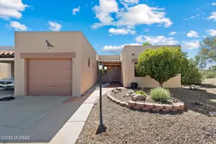 825 W Bella Vista Dr, Green Valley, AZ 85614 - Photo 1