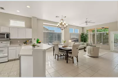 13853 N Lobelia Way, Oro Valley, AZ 85755 - Photo 9