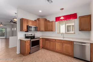 275 W Calle Moncayo, Sahuarita, AZ 85629 - Photo 13