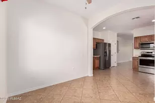 275 W Calle Moncayo, Sahuarita, AZ 85629 - Photo 11