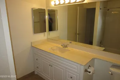 2451 N Palo Hacha Drive, Tucson, AZ 85745 - Photo 17