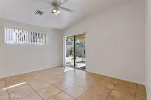 9562 E Shiloh St, Tucson, AZ 85748 - Photo 19