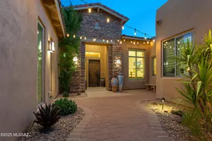 5733 W Silent Wash Pl, Marana, AZ 85658 - Photo 11