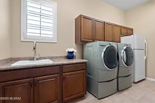 5733 W Silent Wash Pl, Marana, AZ 85658 - Photo 27