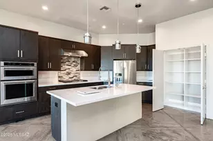 4711 W Lone Dove Dr, Marana, AZ 85658 - Photo 15