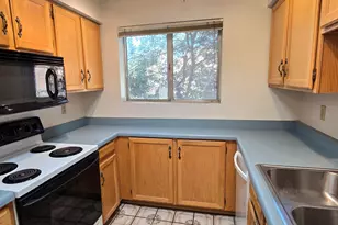 3849 N Pasatiempo Pl, Tucson, AZ 85705 - Photo 3