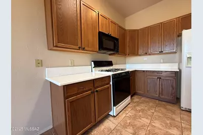 8591 N Rolling River Drive, Tucson, AZ 85743 - Photo 13
