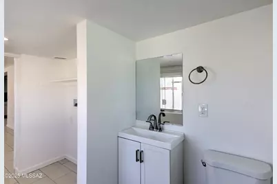 801 S Belvedere Avenue, Tucson, AZ 85711 - Photo 25