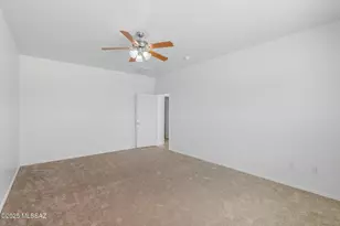 8227 W Calle Escorial, Tucson, AZ 85757 - Photo 29