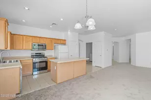 8227 W Calle Escorial, Tucson, AZ 85757 - Photo 19