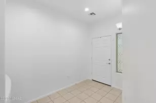 8227 W Calle Escorial, Tucson, AZ 85757 - Photo 9