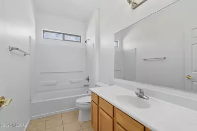 8227 W Calle Escorial, Tucson, AZ 85757 - Photo 37