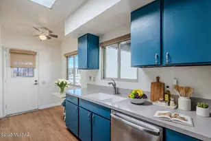 260 N Calle Del Lago, Green Valley, AZ 85614 - Photo 5