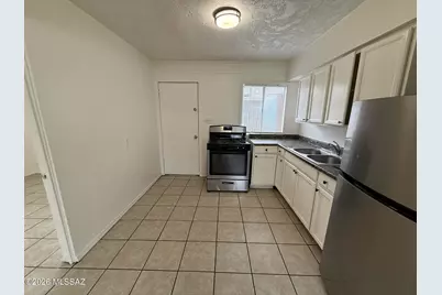 460 E Delano Street #1, Tucson, AZ 85705 - Photo 9