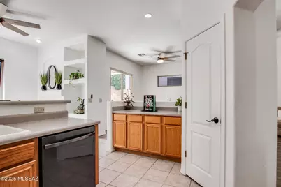 7456 E Placita Del Espiritu, Tucson, AZ 85715 - Photo 11