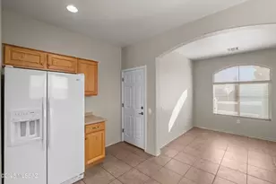 596 W Calle Media Luz, Sahuarita, AZ 85629 - Photo 9