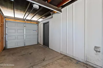 7132 E 18th Street, Tucson, AZ 85710 - Photo 23