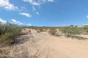 18365 S Wilmot Rd, Sahuarita, AZ 85629 - Photo 7