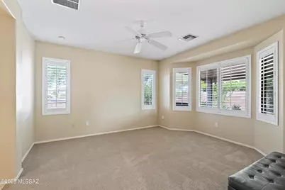 7718 W Madrigal Drive, Tucson, AZ 85743 - Photo 13