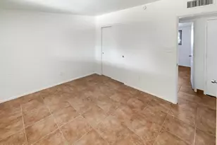 8558 E Ruby Dr, Tucson, AZ 85730 - Photo 9