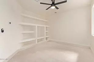 1374 W Blooming Desert Way, Oro Valley, AZ 85737 - Photo 11