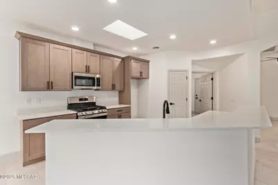 1374 W Blooming Desert Way, Oro Valley, AZ 85737 - Photo 17