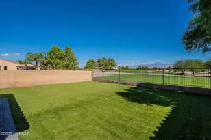 8608 N Western Juniper Terrace, Tucson, AZ 85743 - Photo 37
