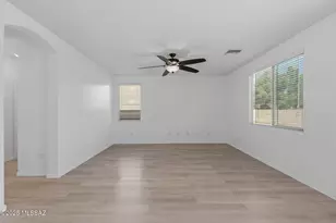 8608 N Western Juniper Terrace, Tucson, AZ 85743 - Photo 13