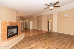 5566 W Dove of Peace Dr, Marana, AZ 85658 - Photo 7