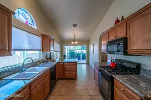 3673 W Thundercloud Loop, Tucson, AZ 85742 - Photo 5