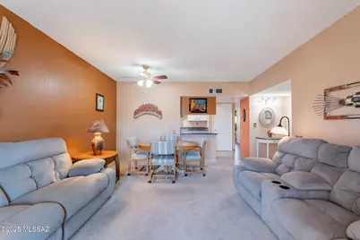 2853 S Calle Flamenco, Green Valley, AZ 85614 - Photo 13