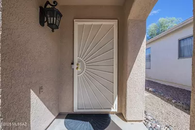 10163 E Sunset Meadow Place, Tucson, AZ 85747 - Photo 11