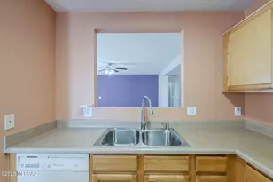 10163 E Sunset Meadow Pl, Tucson, AZ 85747 - Photo 15