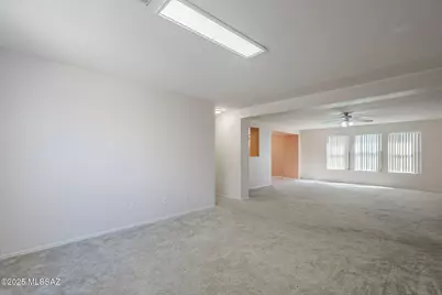 10163 E Sunset Meadow Place, Tucson, AZ 85747 - Photo 13