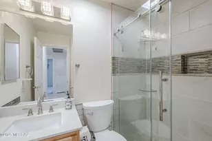 10163 E Sunset Meadow Pl, Tucson, AZ 85747 - Photo 7