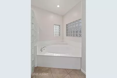 700 W Regulation Place, Oro Valley, AZ 85755 - Photo 31