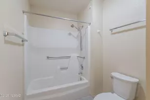 939 S Las Lomas Cir, Green Valley, AZ 85614 - Photo 31