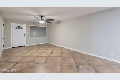 5302 E Peach Street, Tucson, AZ 85712 - Photo 5
