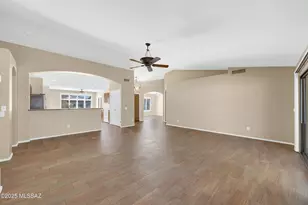 38482 S Sand Crest Dr, Saddlebrooke, AZ 85739 - Photo 11