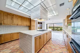 8450 N Nob Hill Dr, Tucson, AZ 85742 - Photo 13