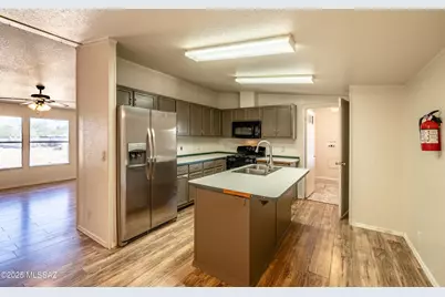 [Address not provided], Tucson, AZ 85743 - Photo 9